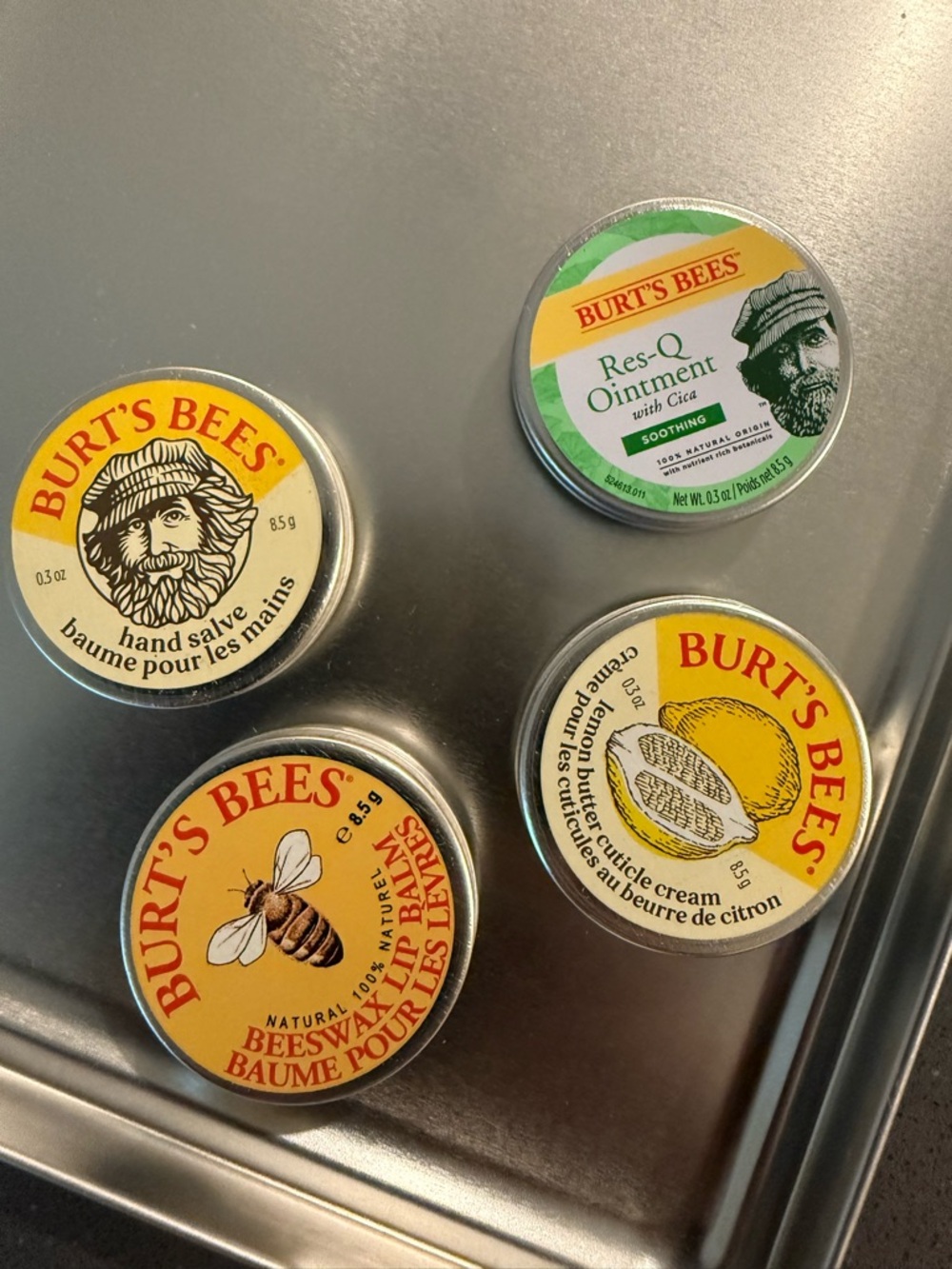 Burt’s Bees Gift Set - Picture 2 of 3